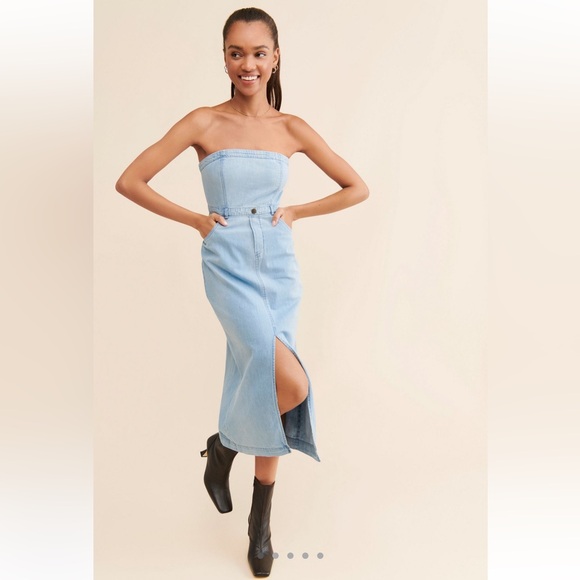 Free People Dresses & Skirts - Free People Picture Perfect Strapless Denim Midi Dress Size 6